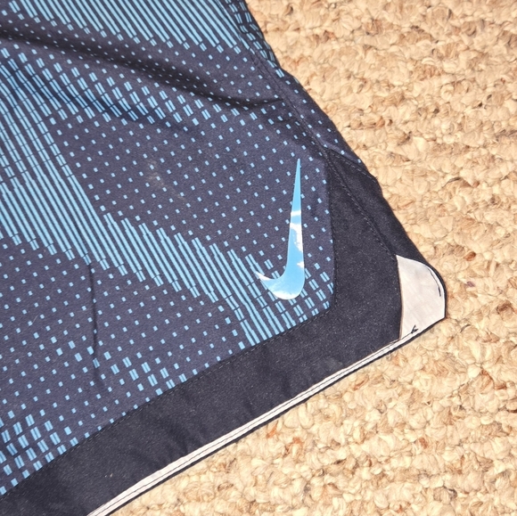 Nike Board Shorts Swim Trunks Men's Size Medium - Picture 3 of 6